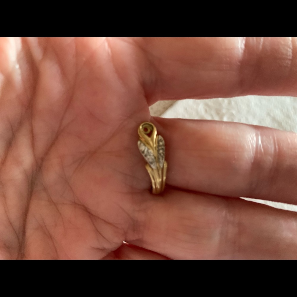 Yellow gold earring jackets